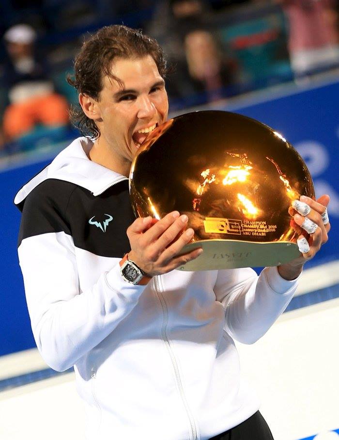 FansNadalARG's tweet photo. Nadal vs Raonic, final #MWTC2016 Campeón https://t.co/jO3Q0TJzVT