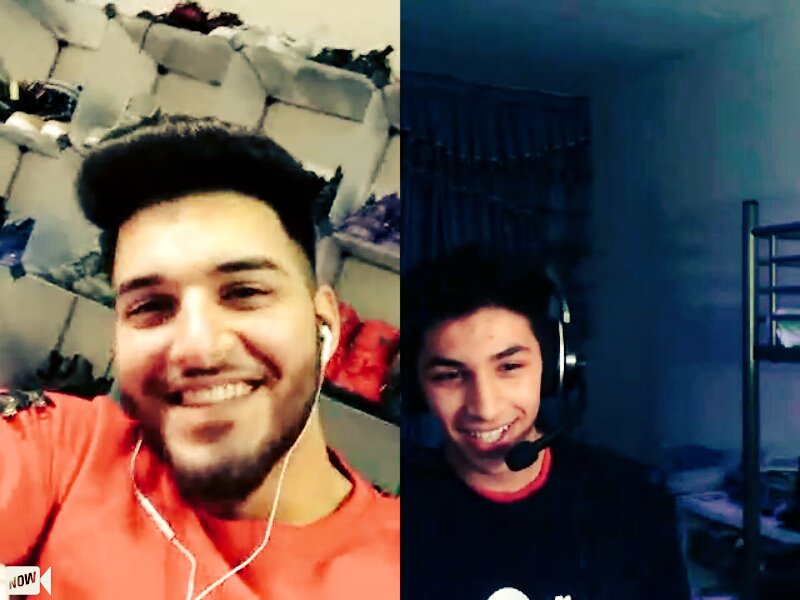 timgaeb's tweet image. 🔴 LIVE - @null is broadcasting on #YouNow younow.com/ApoRed/8192885…