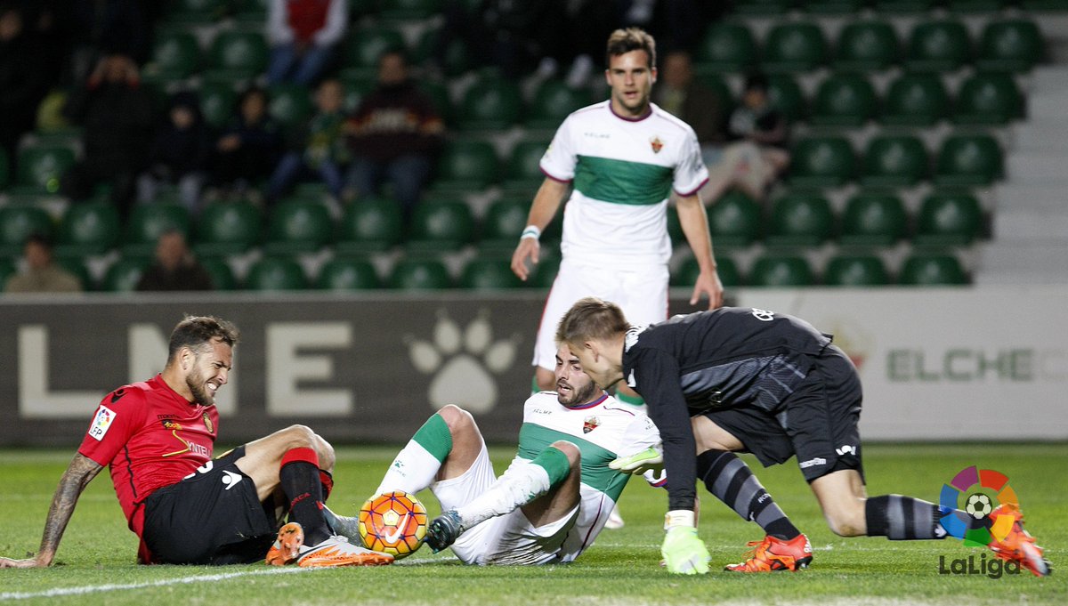 elchecf's tweet photo. GALERÍA | Las mejores fotos del partido, en https://t.co/q1Nffs54UL #ECFvMLL #SiempreContigo https://t.co/RLUsjuNdZB