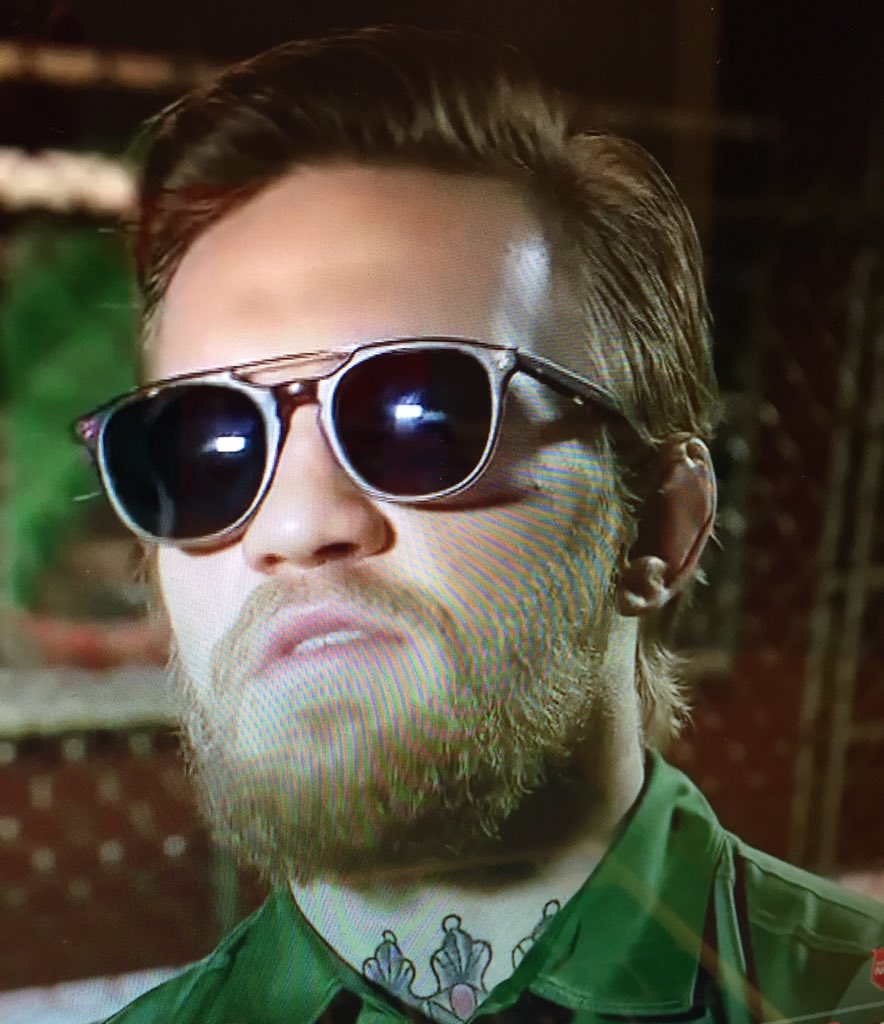 RacingReporter's tweet image. What style and model no. Of Wayfarer is this? Thanks @notoriousmma  @UFCONFOX