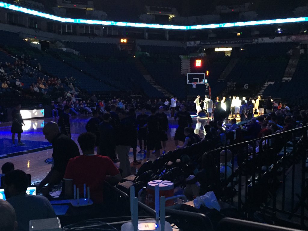 tonysroe's tweet photo. High school game #27: Iowa City West vs. Maple Grove (MN) #TWolvesShootout #iahsbkb https://t.co/J9axRREgP1