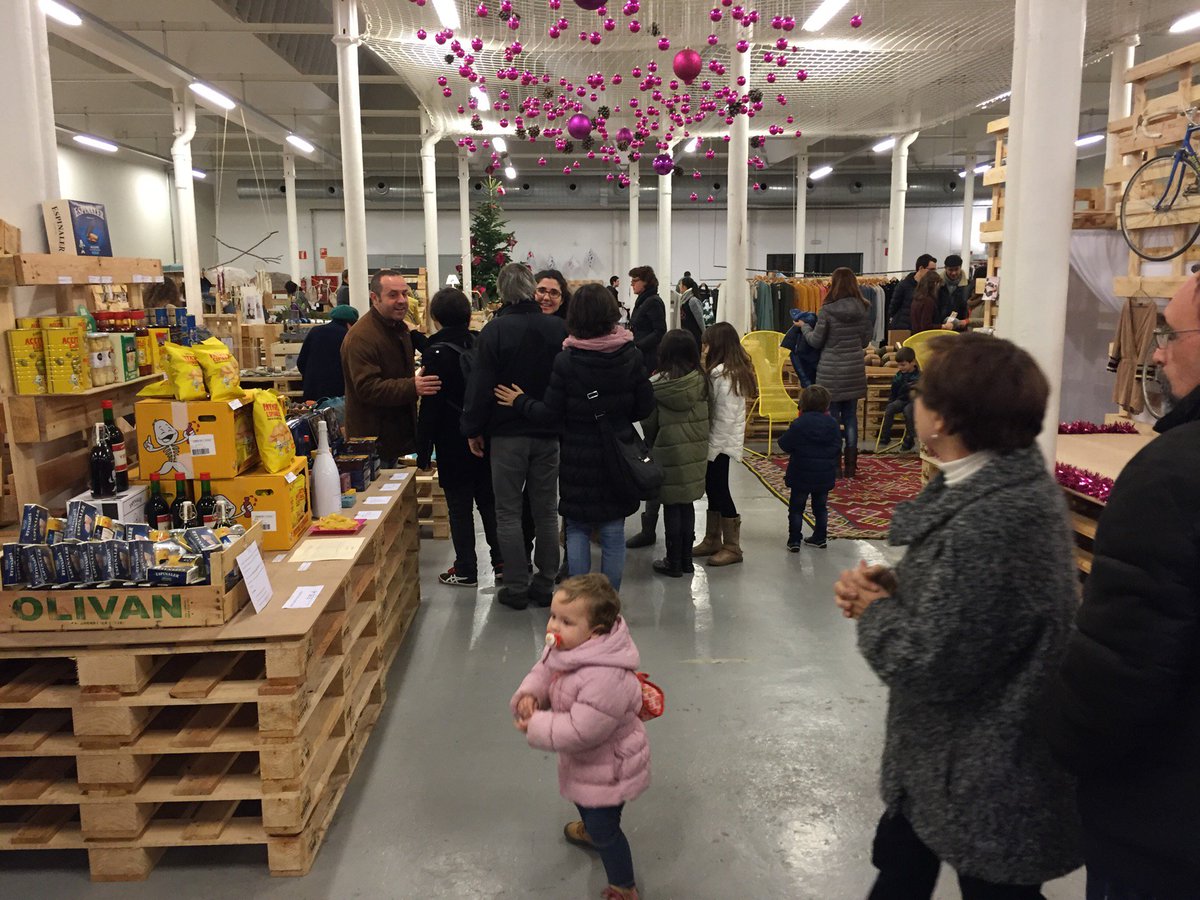 jordigilabert's tweet image. A descobrir #DFactory (@ Roca Umbert - Fàbrica de les Arts - @rocaumbertfa) swarmapp.com/c/5G5FzZUX3fx