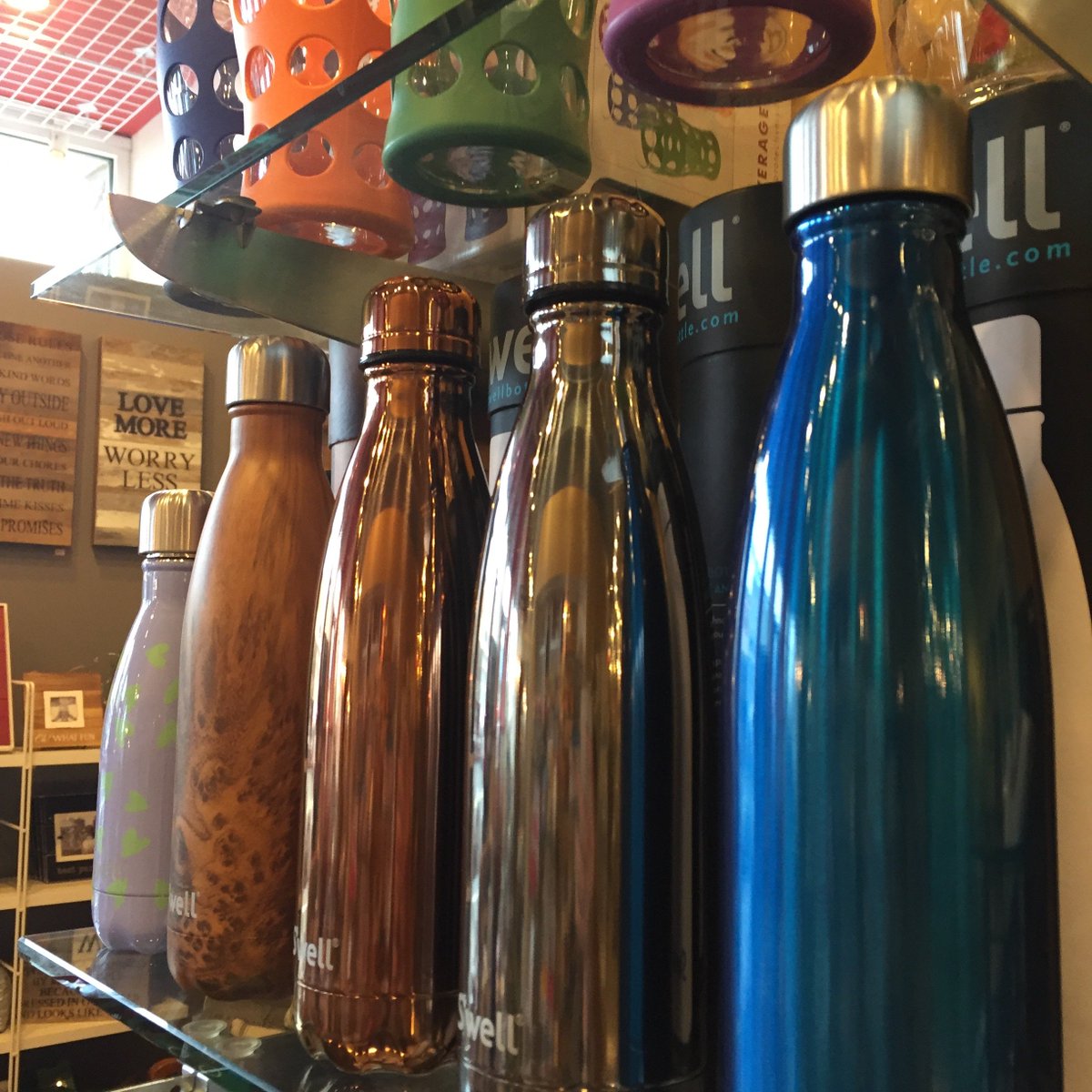ShopGoodthings's tweet photo. These are stylish and practical! It can keep your cool drinks cold for 24 hours and your hot drinks warm for 12. https://t.co/rm7b9ryF1g