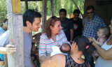SerParteVLT's tweet photo. #Hoy Jornada de colaboración en B° Mangrullo para defender las viviendas vulnerables ante una crecida del Paraná. https://t.co/JoDP2aRRr2