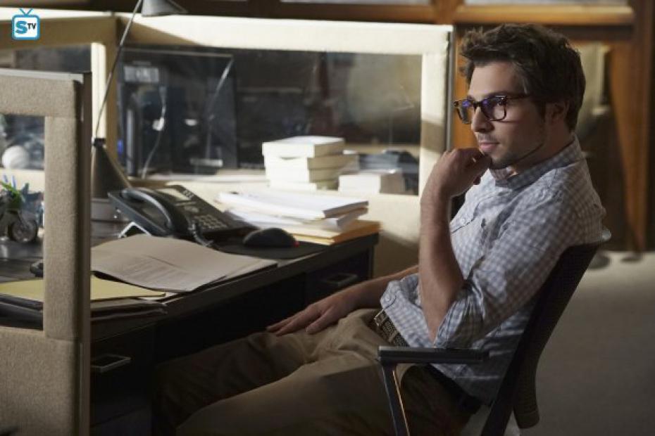 Dreamed32's tweet image. #PLL Charlotte's Web 😍😍✌ #PLL6B #5YearsForward