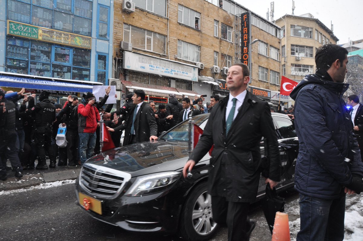 abdullahtirink's tweet photo. #TurkishLider Reis https://t.co/eonbPIkXaJ
