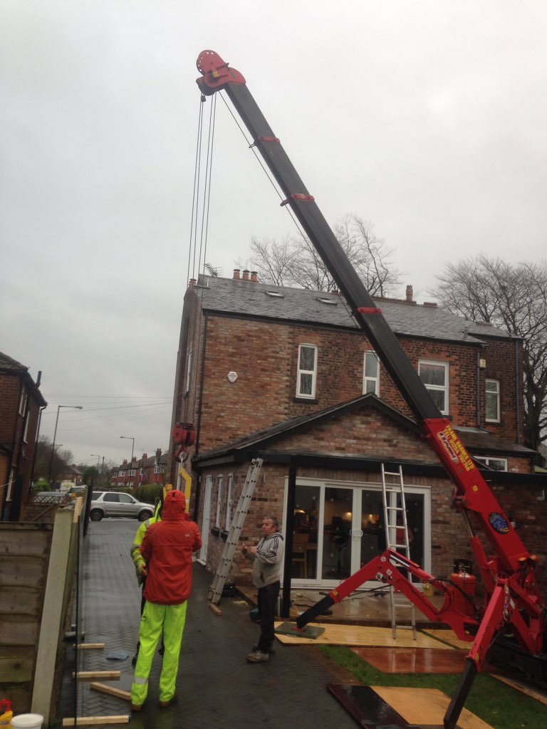 extensionsbuilt's tweet image. Craning in the glass to finish a rear canopy, to finalise the customers personally design, all fabricated on site.