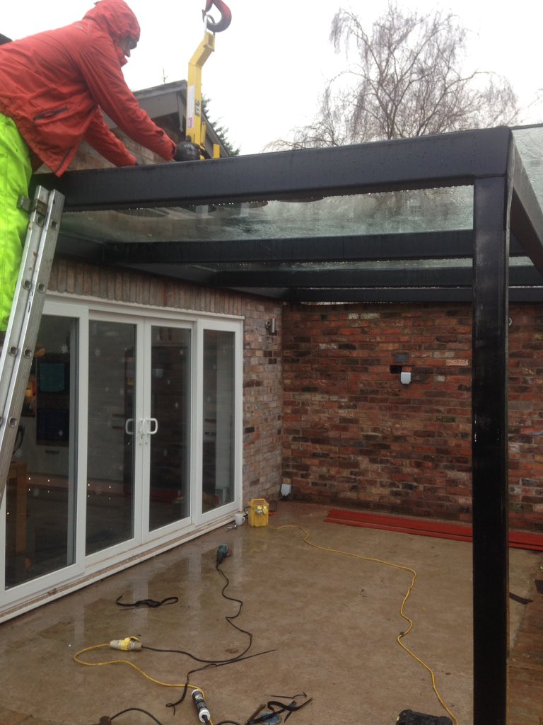 extensionsbuilt's tweet image. Craning in the glass to finish a rear canopy, to finalise the customers personally design, all fabricated on site.