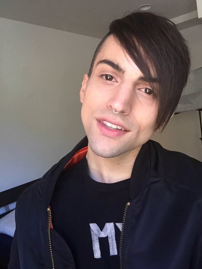 Hot Or Not Mitch Grassi Rt For Hot Like For Not T Co Rfcp4zks8o Twitter