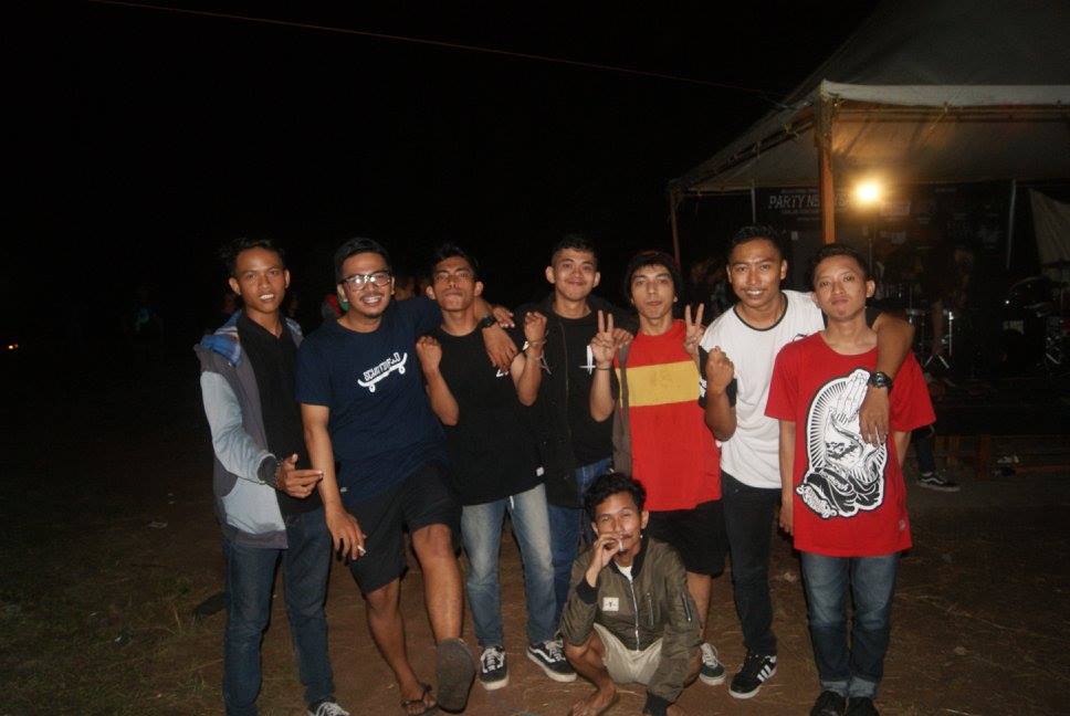 eland_dika's tweet photo. And my evil friend GMBF ARMY @G_M_B_F https://t.co/KNxqQ9fa5l