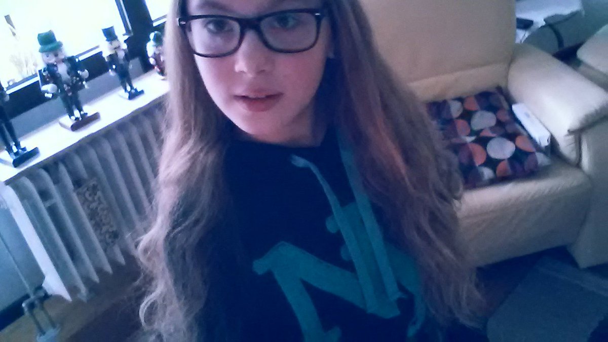 LiniStar_ Bibi♡ (@alineguetermann) on Twitter photo 