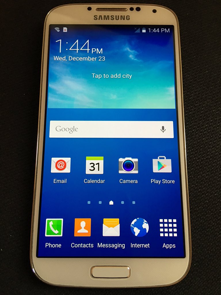 Red_Cay's tweet image. Selling my Galaxy S4 Verizon (Brand New) for $75
DM if interested!
