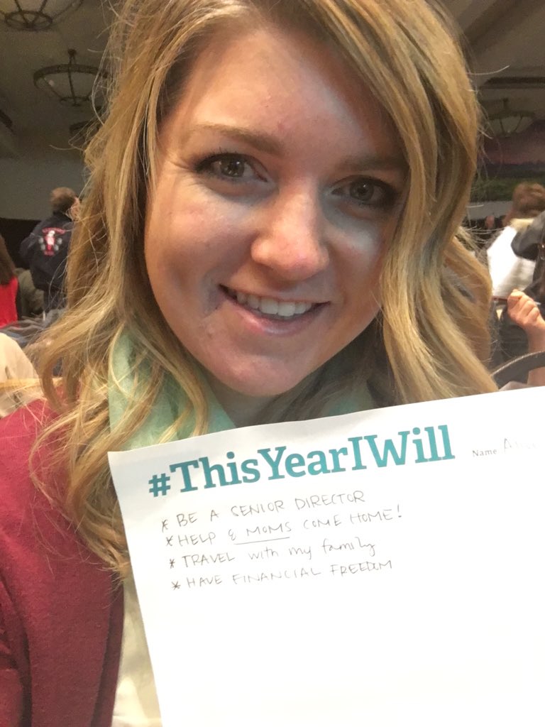 1AliciaAtkinson's tweet photo. So EXCITED about 2016!!!!#ThisYearIWill help 8 moms come home!!!! https://t.co/jwUNyj9AM0