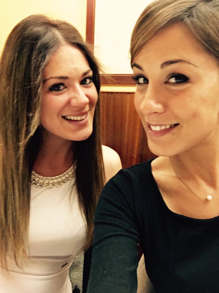 susanamegan_'s tweet photo. Reencuentro con mi niña😍😍😍😍😍😍 que ganotas te tenía!!! @AngyLlM  #Cenitasquemolan https://t.co/PcYCKaHct9