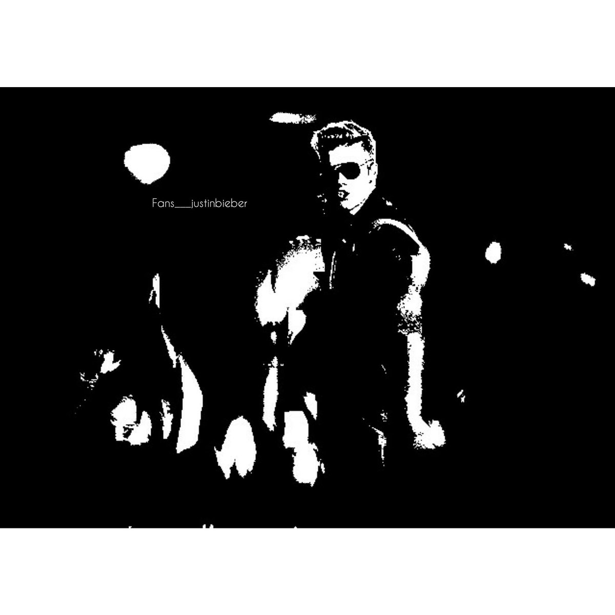 fans___jb's tweet photo. #justinbieber #biber #justin #jb #beliebers #belieber #thefeelling #photoshoot #purpose #JBpurpose #song #fans https://t.co/1npb767mAK