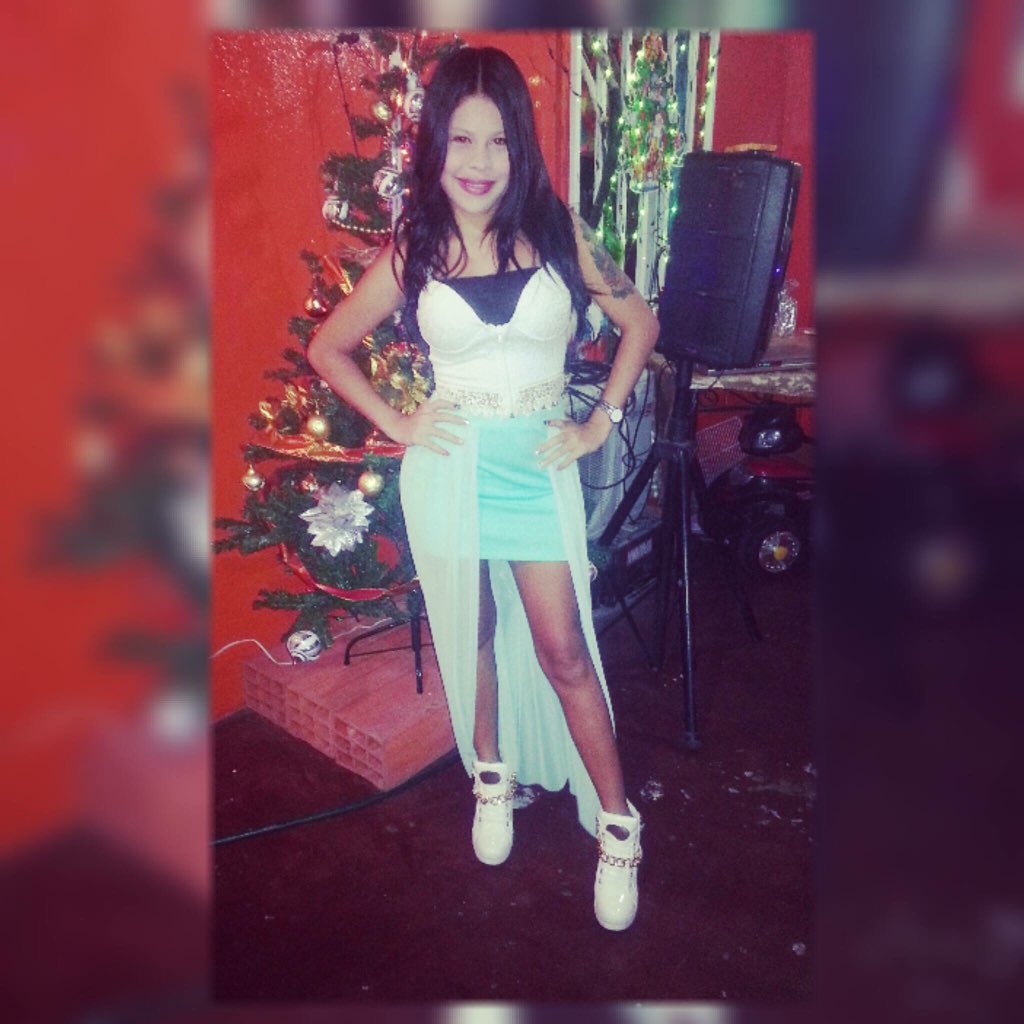 MorilloFrancia's tweet photo. Feliz año https://t.co/pAc8CvGhe4