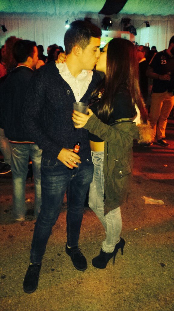 9_lorelay's tweet photo. 😘😘 @fran_moreno7 https://t.co/0f2ypgvrUU