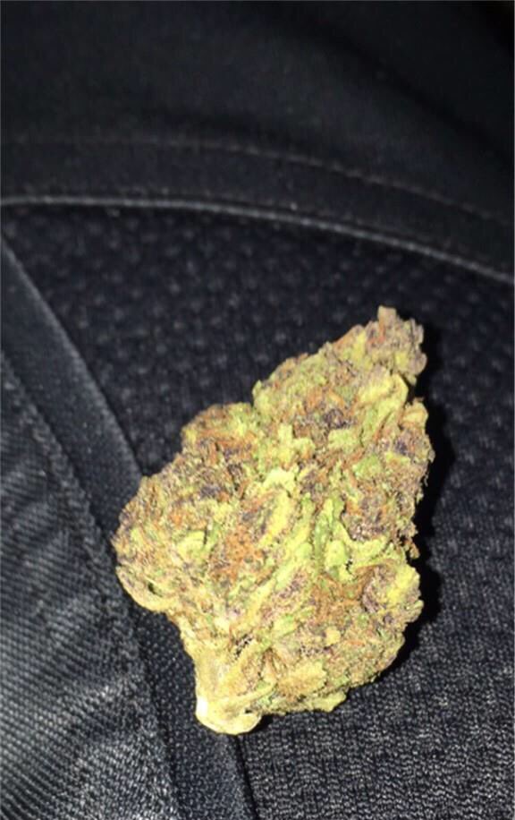 WeedReview420's tweet photo. Afgoo(Indica)
Effects-Relaxed&amp;Happy
Medical-Stress&amp;Insomnia
Taste-Earthy/Pine
Review- Overall a Potent Indica 7/10🤘🏼 https://t.co/J8V61AV7UC