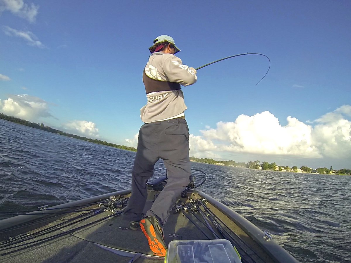 mikeybalzz's tweet photo. boom shakala....
#hookset
#bassfishing
#rodbend https://t.co/ogpPNMR0WJ