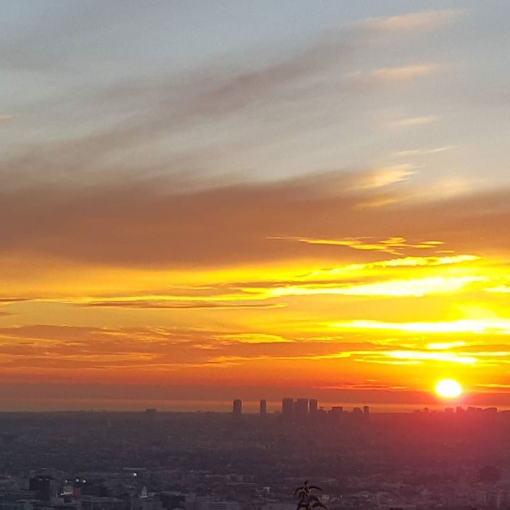 ericgarcetti's tweet photo. #cityset https://t.co/4P6sSIRuNs https://t.co/Z7gWq277AX
