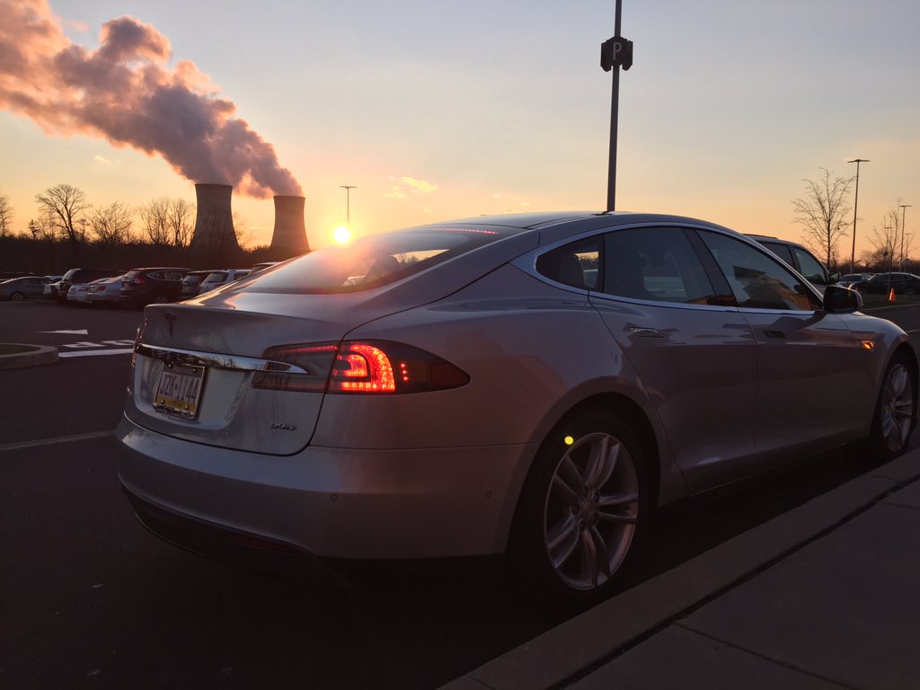 bencapl's tweet photo. @TeslaMotors @elonmusk #Tesla https://t.co/JVsVx8M2BJ