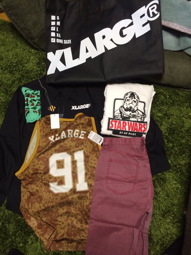 やくしん 福袋は毎回まあまあハズレだけども買ってしまう性格 セールで買ったダメージジーンズかっちょいい 個人的にはコロンビアが一番気に入ったぞい T Co Cyi2uszeor