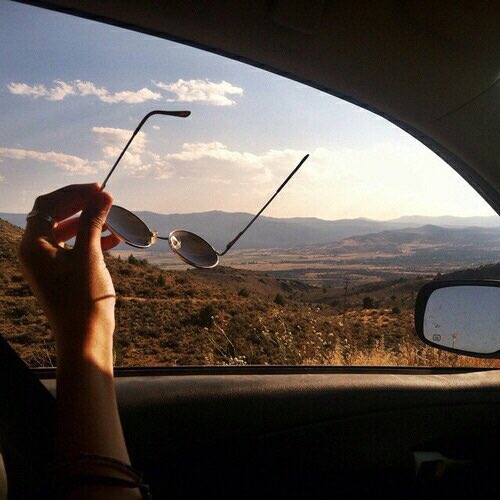 2017babes's tweet photo. go on a roadtrip https://t.co/5LJN7Fvunk