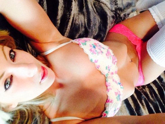 Logging in now! Hope to see ya:) https://t.co/LbgH0IMFEr<a href="/tag/onmfc"class="tags"><span>#onmfc</span></a>
