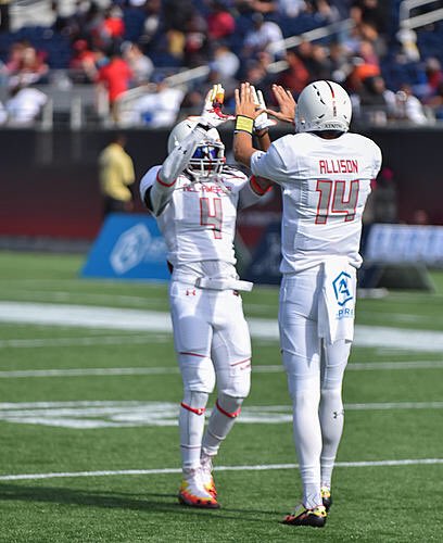 CXwz0w8WMAAxpF3.jpg:large