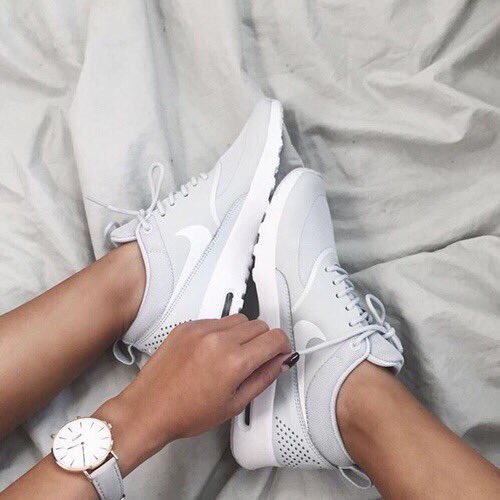 ShoesForGirIs's tweet photo. https://t.co/JBIdVmpBAv