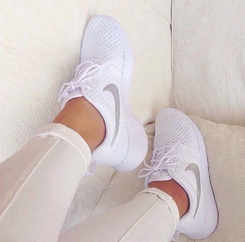 ShoesForGirIs's tweet photo. https://t.co/XdxJXsszX1
