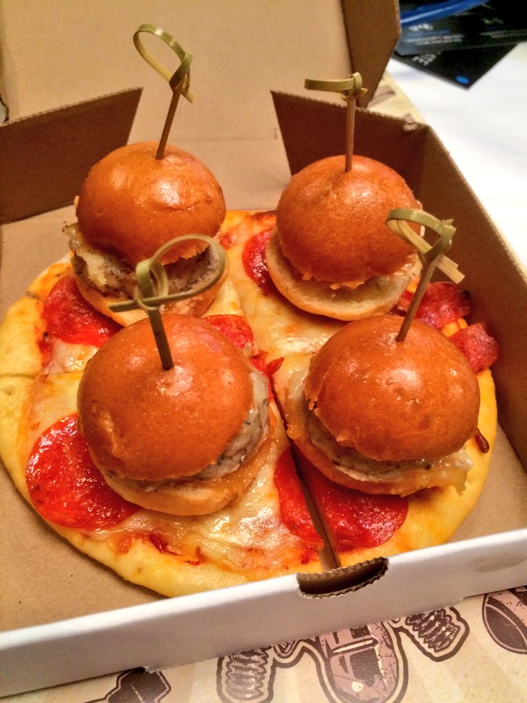 nathanfennel's tweet photo. Midnight burger pizza break. #atthack https://t.co/JIBgJTbnfT