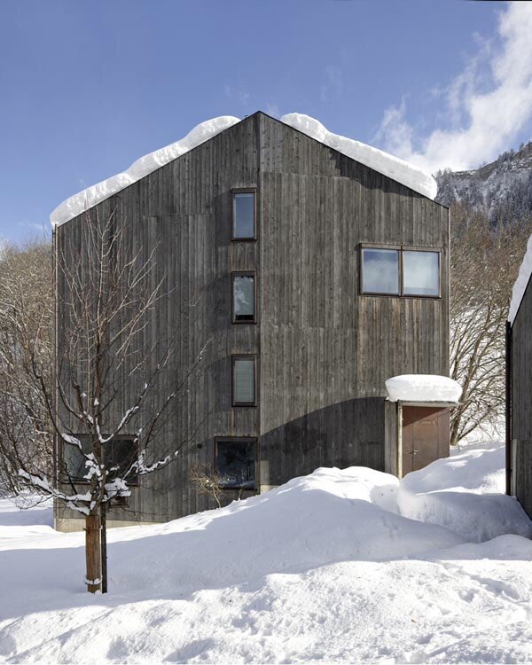 ConceptSelf's tweet photo. Tower House ; Bearth &amp; Deplazes ° https://t.co/c7dInsOZql