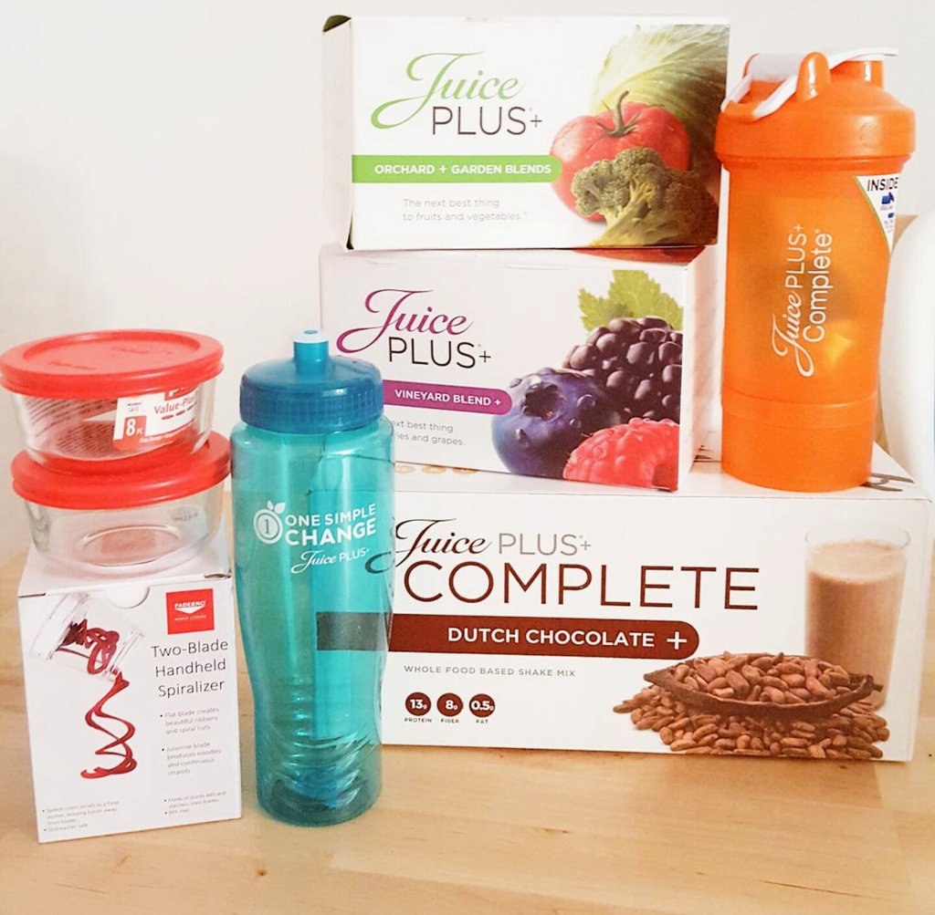 Just opened a box of goodness. 😍 It's time to make time for me. So excited about the #MySimpleChange!! #ad