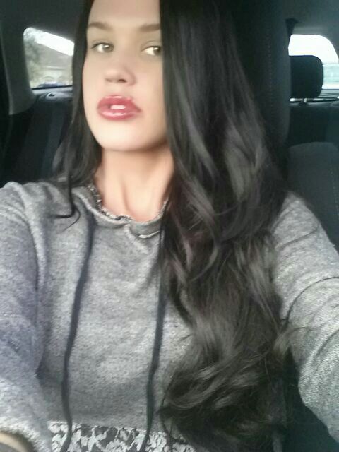 Rocking some new layers in my hair for the new year 😋 ❤ https://t.co/217eTKzd6N<a href="/tag/squats"class="tags"><span>#squats</span></a><a href="/tag/gymselfie"class="tags"><span>#gymselfie</span></a><a href="/tag/gymgirls"class="tags"><span>#gymgirls</span></a><a href="/tag/pawg"class="tags"><span>#pawg</span></a>