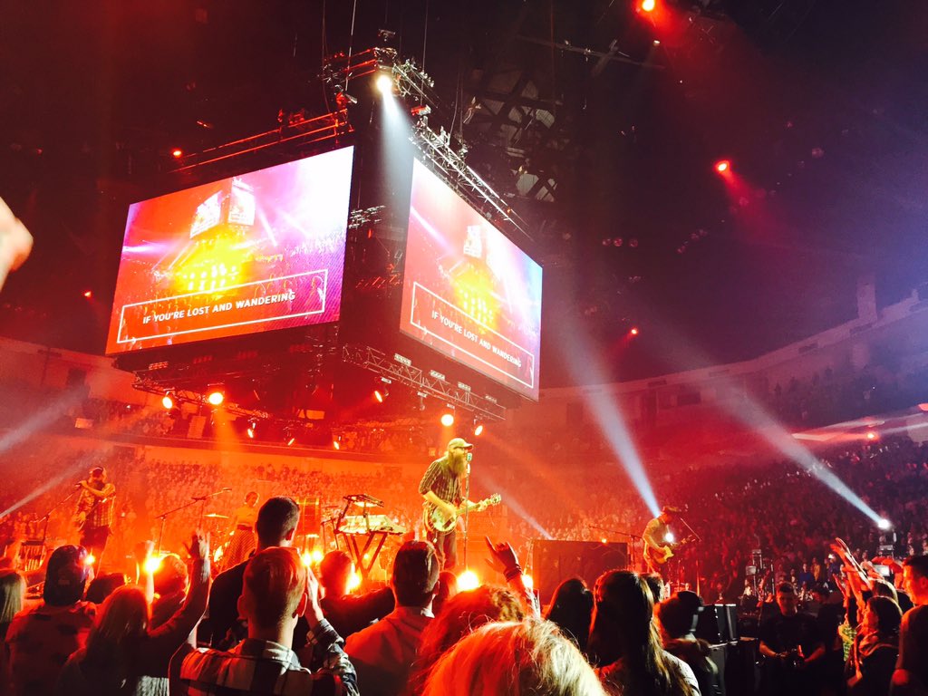 Thorntonphoto's tweet photo. Awesome worship at #Passion2016 with David Crowder! #expectingGod #passion268 https://t.co/UzP5zldrTu