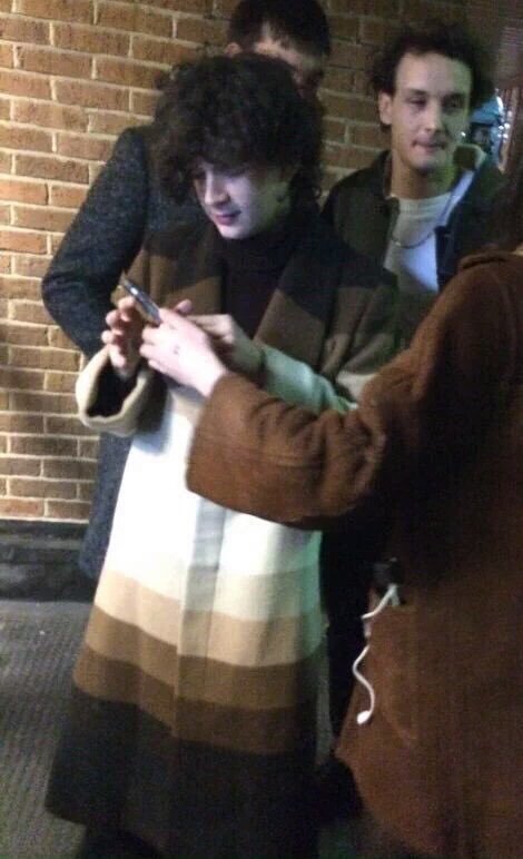 mattyhealypics's tweet photo. his coat looks like a naked eyeshadow palette https://t.co/MSMRdnr3bi