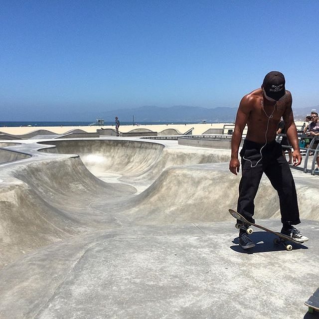 Greatestjobever's tweet photo. Bridget on Instagram is our second winner today; you win $1k as well! #losangeles #venicebeach #veniceskatepark https://t.co/kRkBpgaH5D