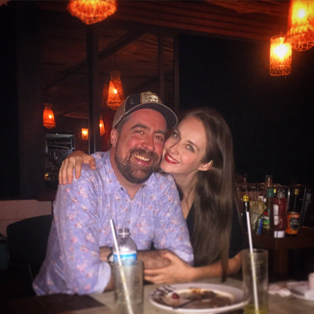 jimenachoco's tweet photo. Pre festejo de cumpleaños!! #Rafa40 en 5,4,3,2 @rafalitosarmi ❤️❤️❤️ https://t.co/6DUHk0gf9P