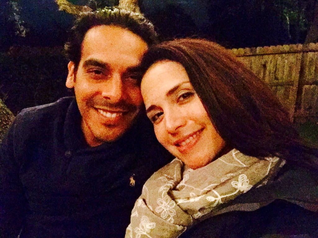 Formernewslady's tweet photo. #HappyNewYear #Happy2016 Trusting God for a great year with @GabeSalazar #theloveofmylife https://t.co/PKFadMG7Cm