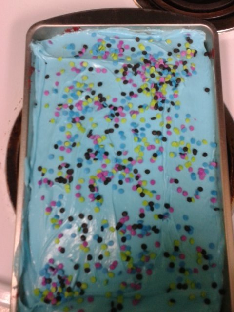 ladylogic2002's tweet image. My horrible doctor who themed birthday cake #DoctorWho #whovian