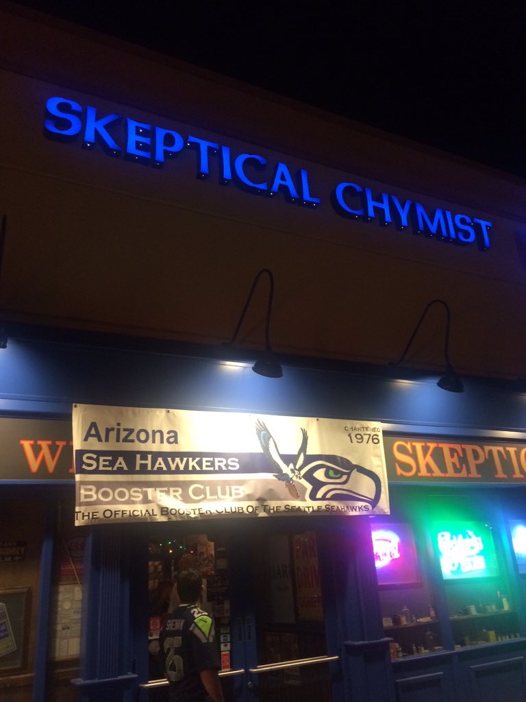 LimoOfBoom's tweet photo. Calling all 12s! We're at #SkepticalChymist tonight, tag your photos with the #limoofboom #12limo to share https://t.co/iaWW0Ft6wd