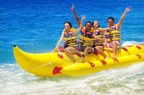 BaliMajesty's tweet photo. banana boat at tanjung benoa bali
price : 400.000/pax
boking cheak TL
#watersportbali #tourbali #wisatabali https://t.co/ABx6BaIKVT