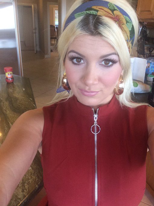 I smoked blunts &amp; had sex with @AaliyahLove69 &amp; @LoveMiaLi my day was great 💚💋 https://t.co/sWKLoEB5<a class="tags" href="/tag/aaliyahlove69">@aaliyahlove69</a><a href="/tag/newprofilepic"class="tags"><span>#newprofilepic</span></a>