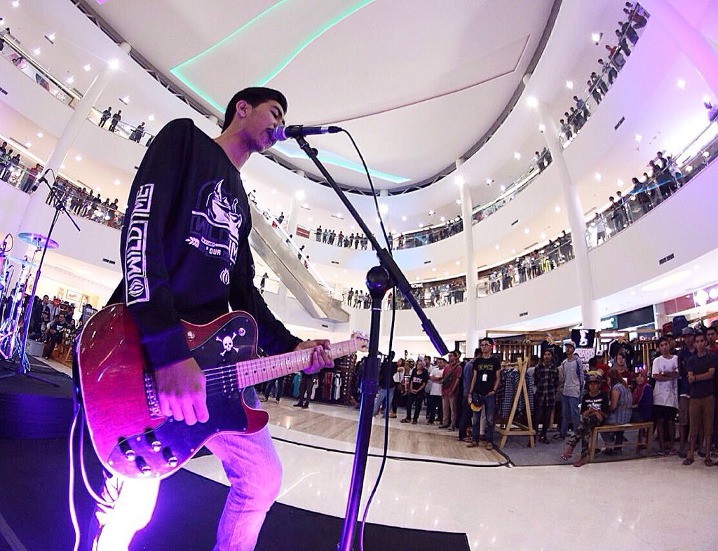 Live at <a href="/locofest_/">Locofest 2017</a>