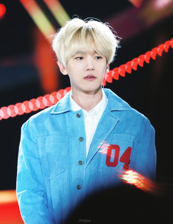 knockknock0408's tweet photo. [HQ] 151009 BAEKHYUN cr.심장이, 쿵!
https://t.co/4nF8HSKliS https://t.co/zWSi5XpftX
