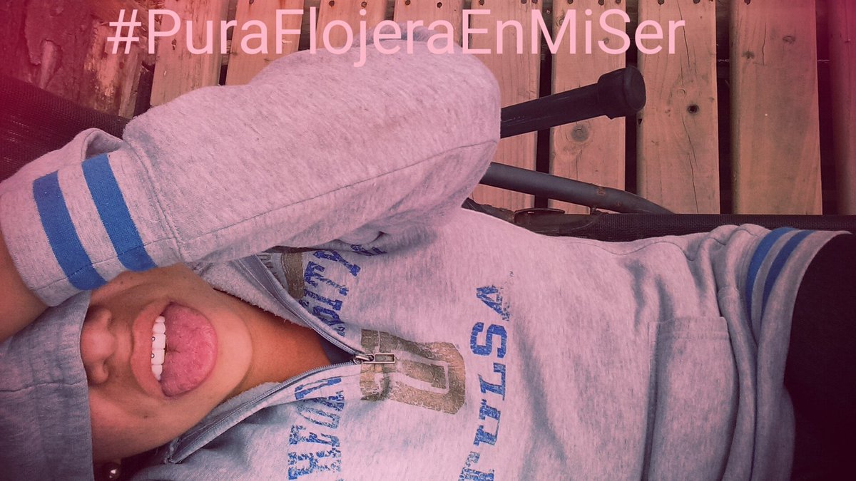 01a94dda66bc405's tweet photo. Aquí tengo derecho a mantener 2 meses mi flojera infinita. #IlocaBeach https://t.co/YVeY1fe16u