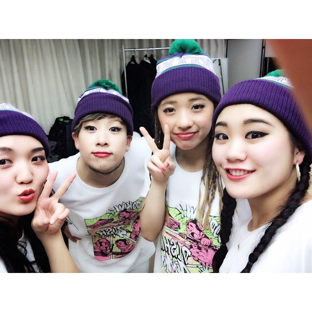 asakiimai's tweet photo. DISH// 武道館2days🎍「4MonkeyMagic」無事終了しました🐒💕今年も最高な1年にするぞー😝 #DISH #武道館 #4MonkeyMagic #踊らにゃ隊 https://t.co/IBmBmcLkHS