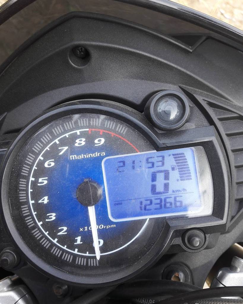 sarathshenoy's tweet photo. Missed out the epic #12345 on speedo while chasing the twisties enroute guwahati.  #Mojois… https://t.co/cwzjIDteXe https://t.co/x05lNnvv0j