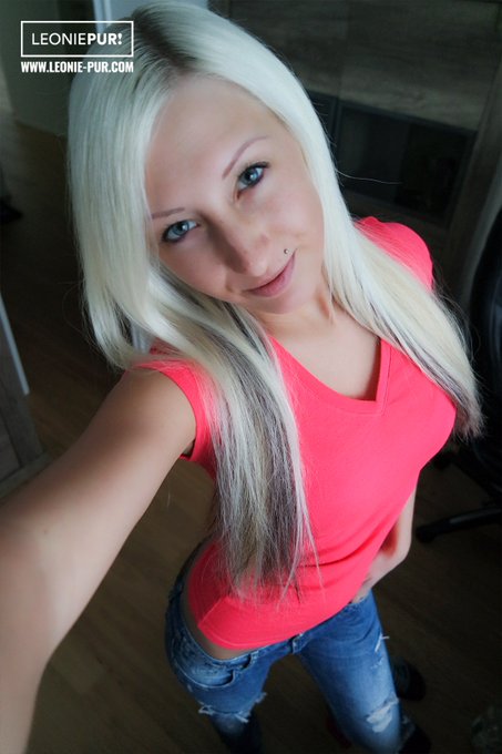 TW Pornstars - LEONIE PUR!. Pictures and videos from Twitter. Page 7